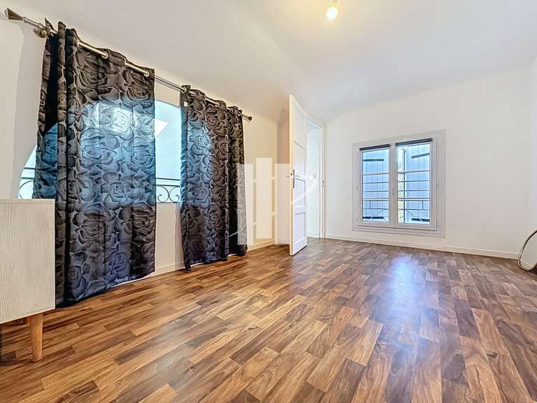 Maison Saint-Raphaël - 3 chambres - 75m²