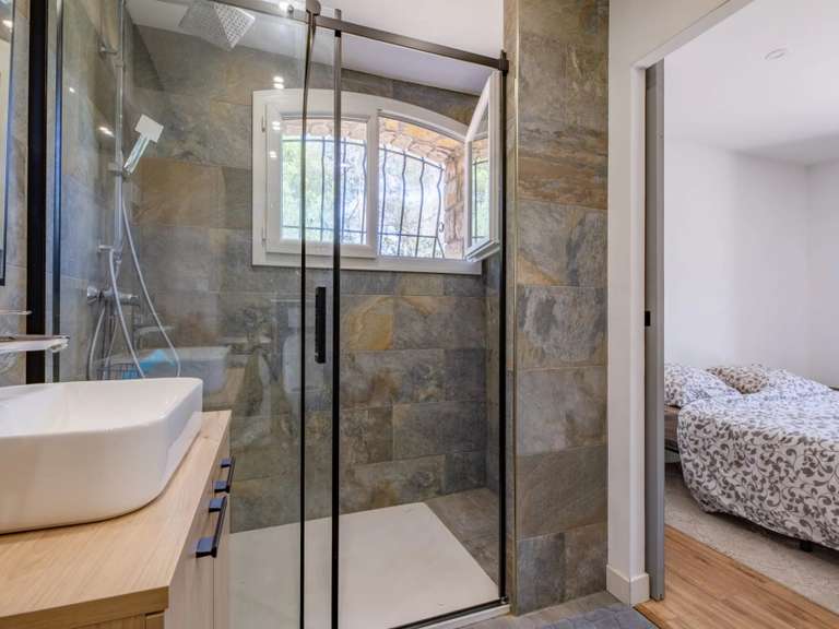 Maison Saint-Raphaël - 6 chambres - 270m²