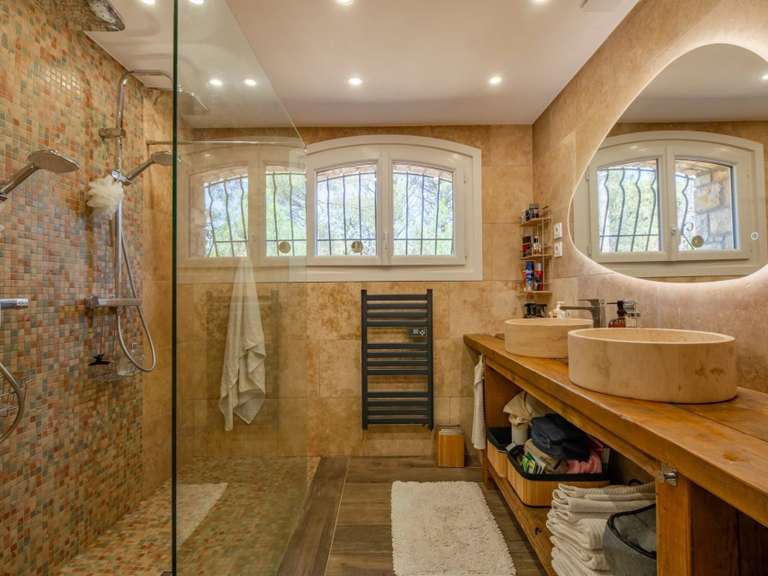 Maison Saint-Raphaël - 6 chambres - 270m²