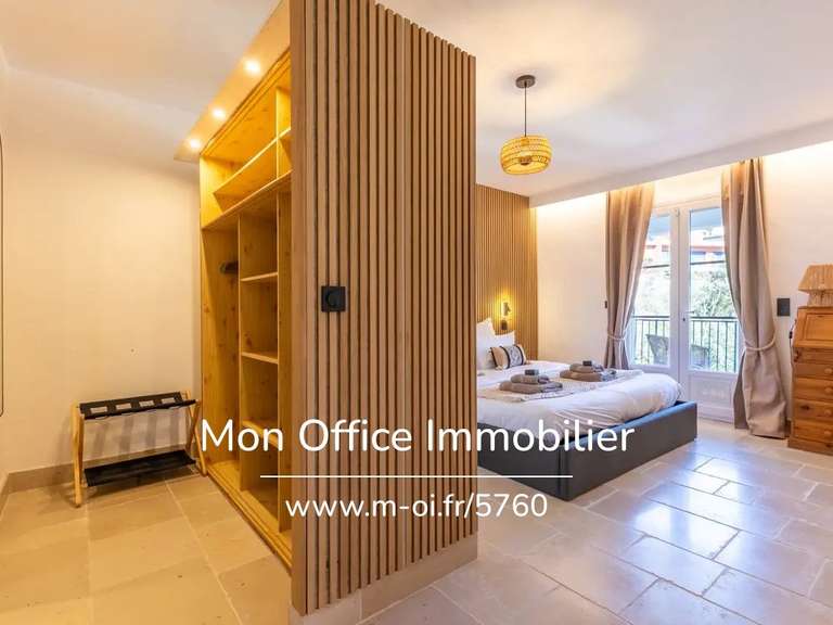 House Saint-Raphaël - 7 bedrooms - 230m²