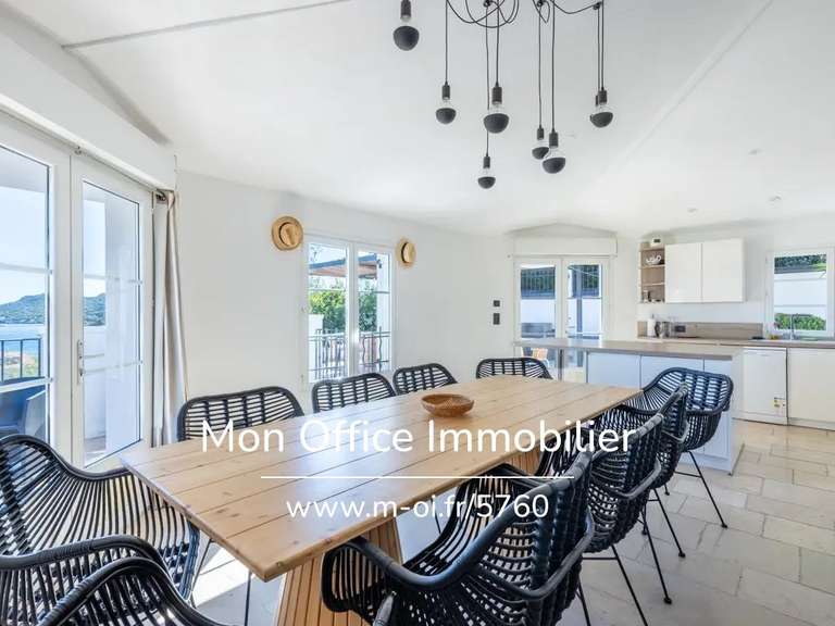 House Saint-Raphaël - 7 bedrooms - 230m²