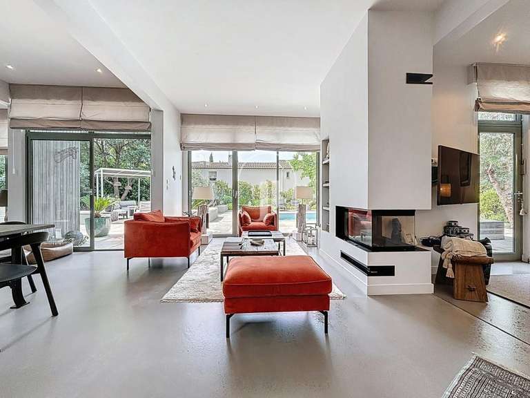 Maison Saint-Raphaël - 4 chambres - 182m²