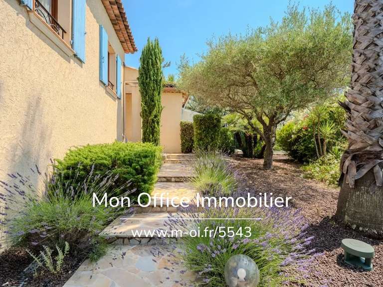 Maison Saint-Raphaël - 4 chambres - 156m²