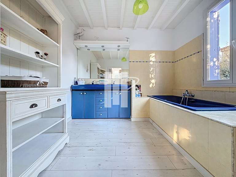 Maison Saint-Raphaël - 2 chambres - 94m²