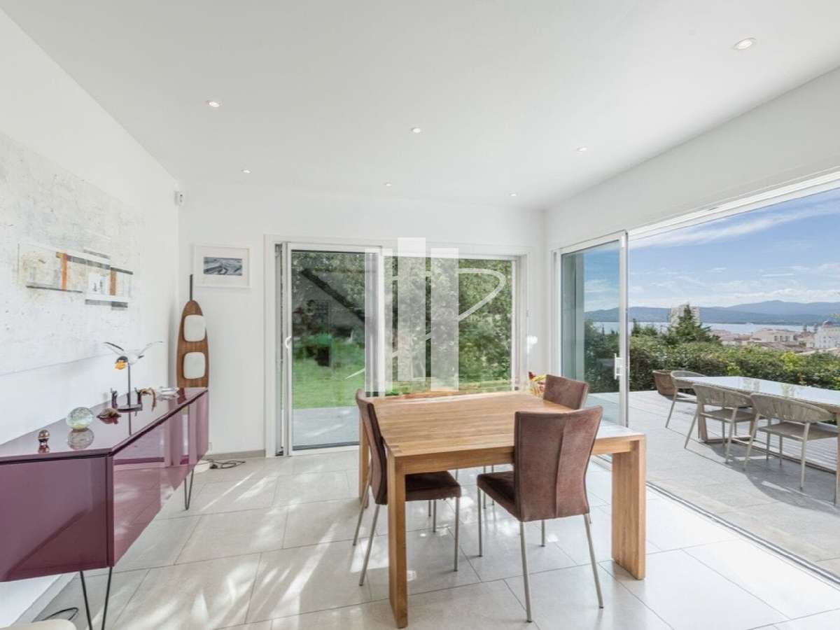 House Saint-Raphaël