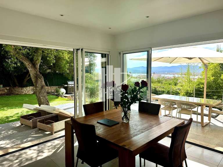 House with Sea view Saint-Raphaël - 4 bedrooms - 140m²