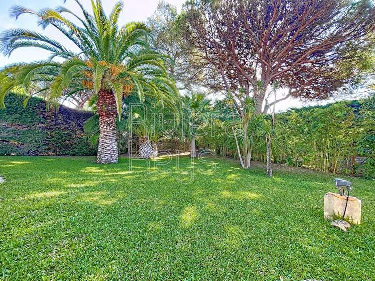 Maison Saint-Raphaël - 3 chambres - 126m²