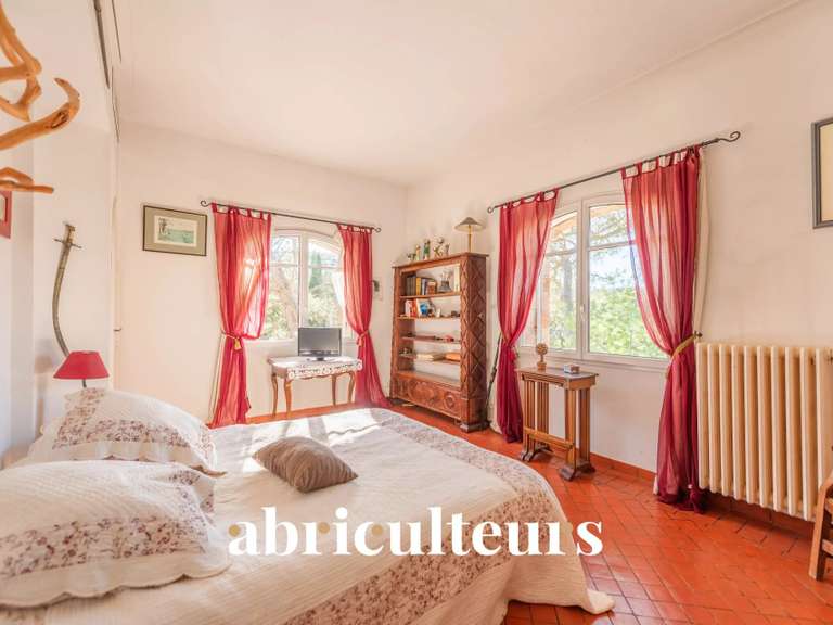 Maison Saint-Raphaël - 4 chambres - 300m²