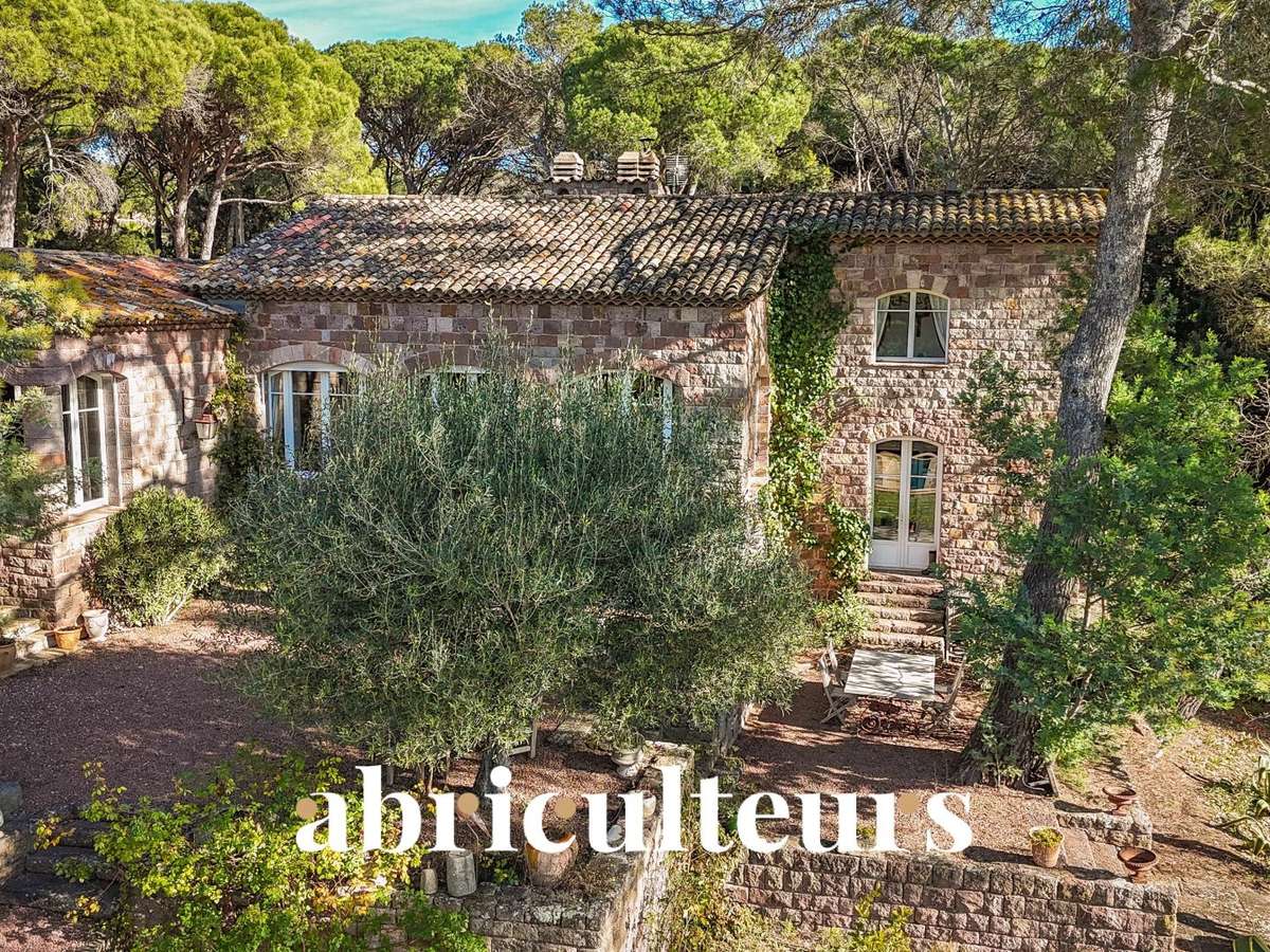 Maison Saint-Raphaël