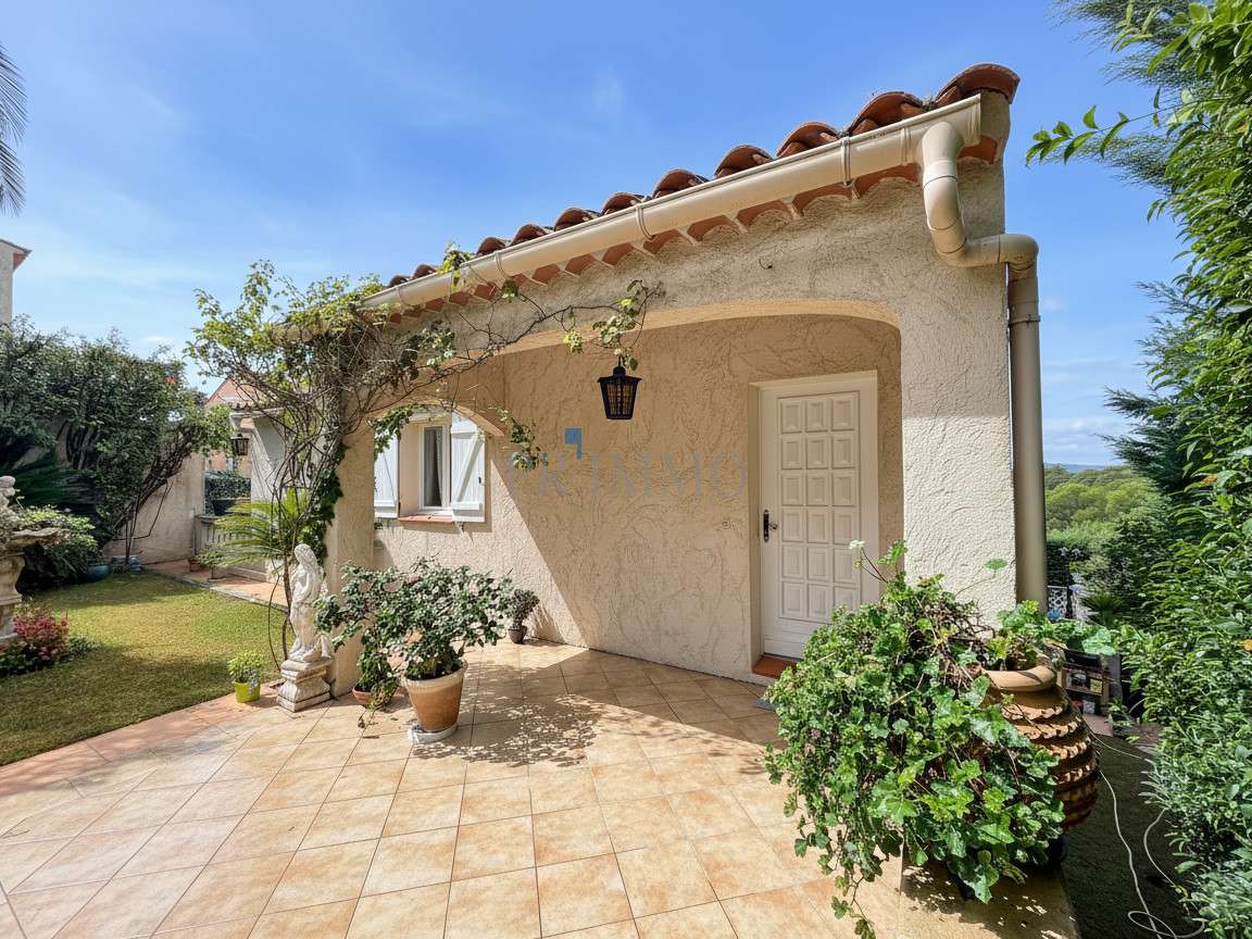 House Saint-Raphaël