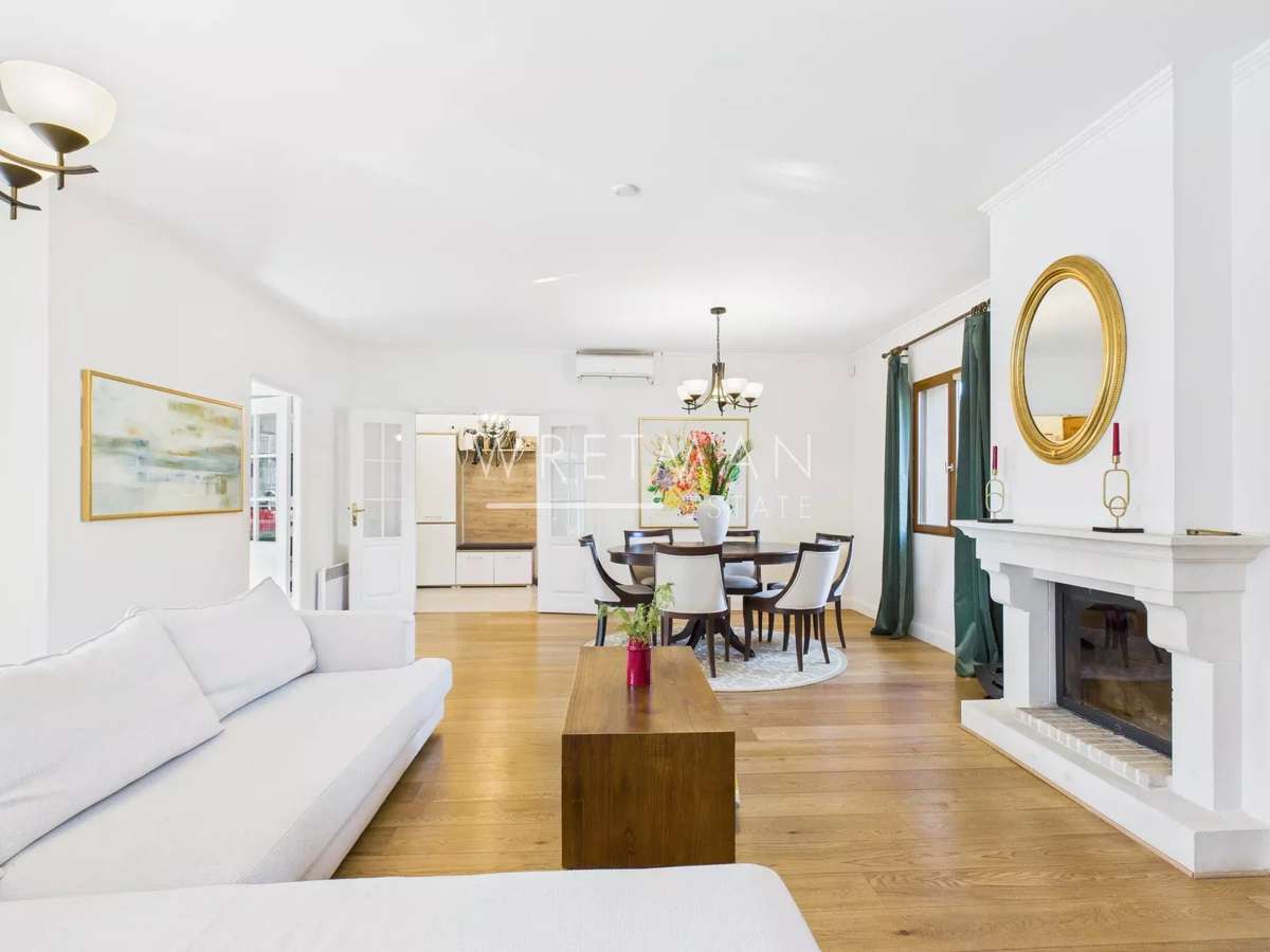 House Saint-Raphaël