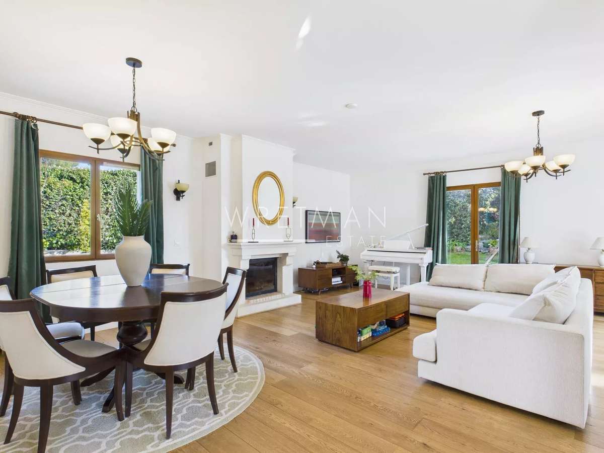 House Saint-Raphaël