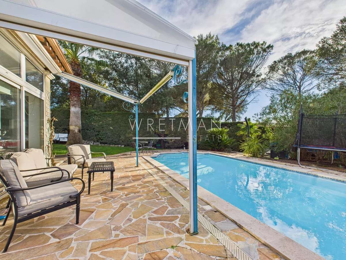 House Saint-Raphaël