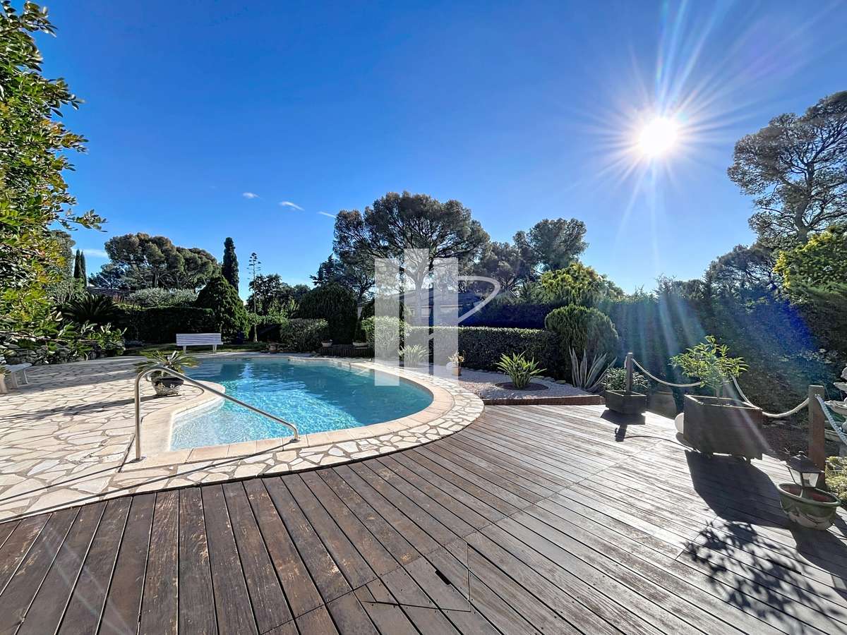 Maison Saint-Raphaël