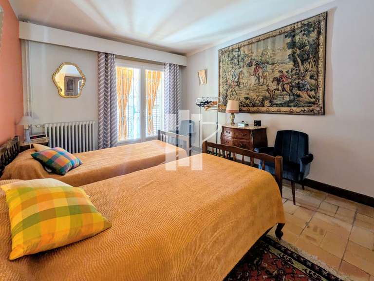 Maison Saint-Raphaël - 4 chambres - 184m²