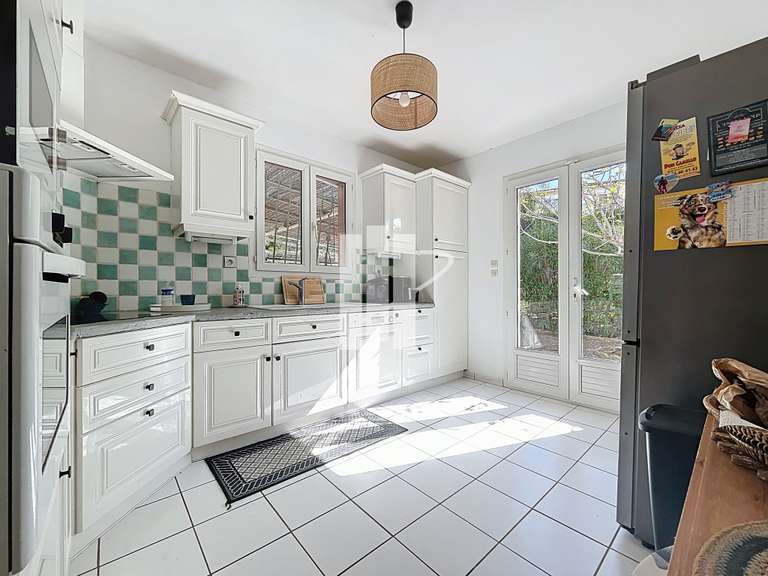 Maison Saint-Raphaël - 3 chambres - 125m²