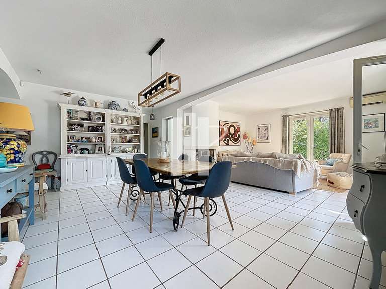 Maison Saint-Raphaël - 3 chambres - 125m²