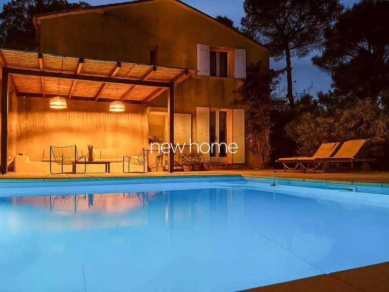 Maison Saint-Raphaël - 5 chambres - 185m²