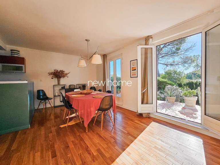 Maison Saint-Raphaël - 5 chambres - 185m²