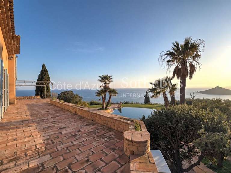 Maison avec Vue sur mer Saint-Raphaël - 5 chambres - 390m²