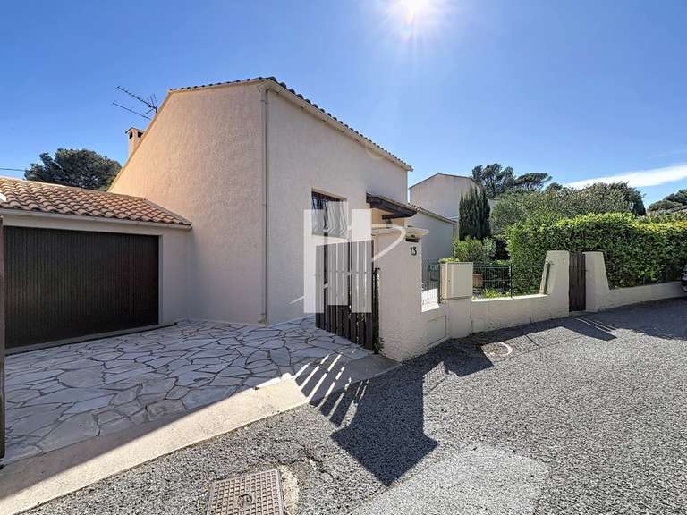 Maison Saint-Raphaël - 2 chambres - 111m²