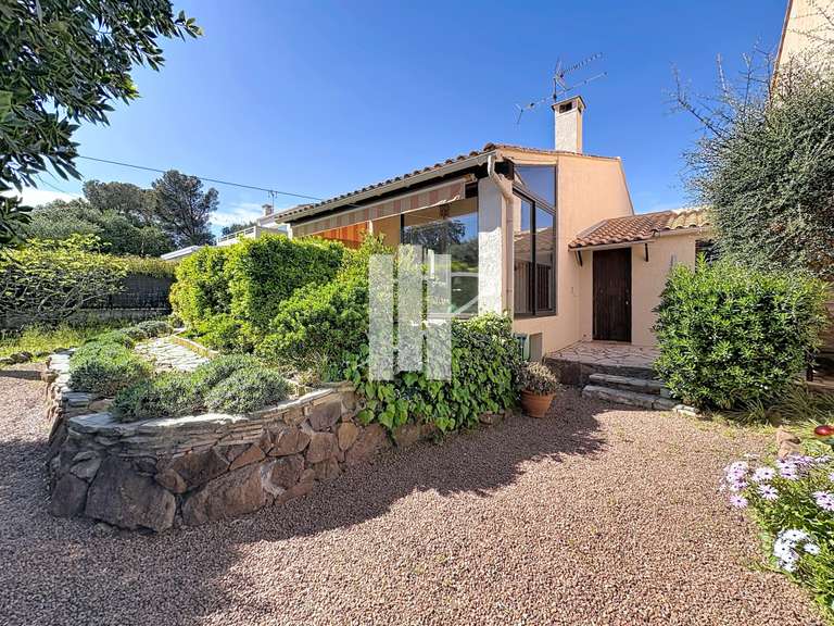 Maison Saint-Raphaël - 2 chambres - 111m²