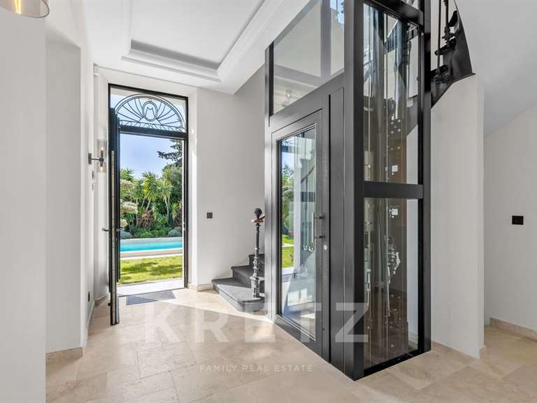 Maison Saint-Raphaël - 6 chambres - 410m²