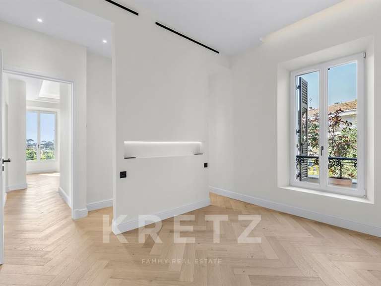 Maison Saint-Raphaël - 6 chambres - 410m²