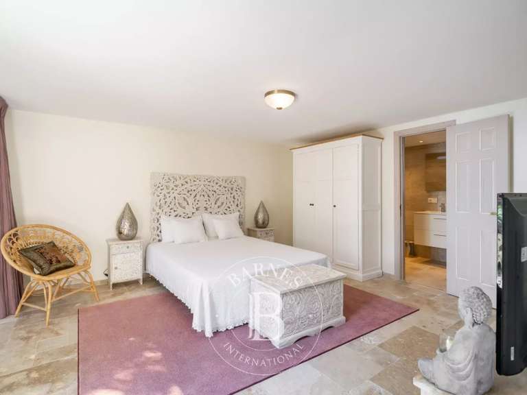 Maison Saint-Raphaël - 4 chambres - 324m²