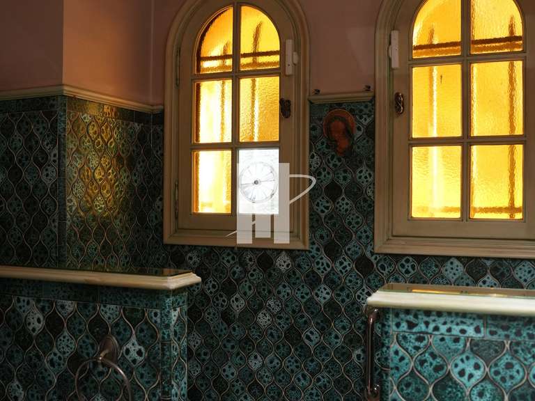 Maison Saint-Raphaël - 5 chambres - 300m²