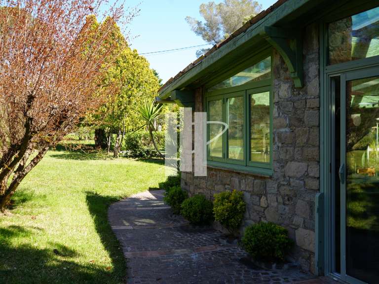 Maison Saint-Raphaël - 5 chambres - 300m²