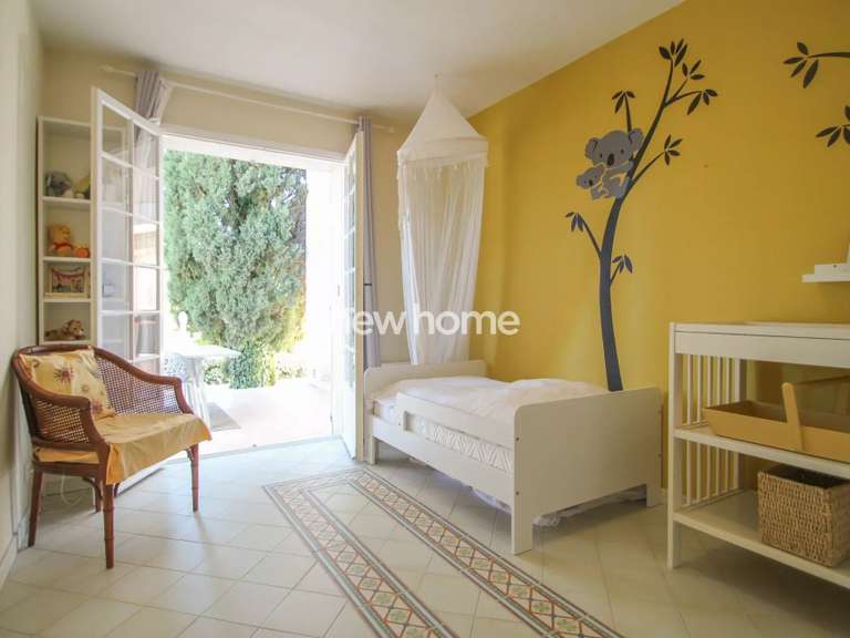 Maison Saint-Raphaël - 5 chambres - 275m²