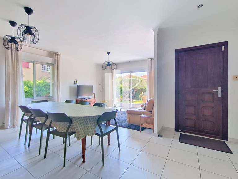 House Saint-Raphaël - 4 bedrooms - 120m²