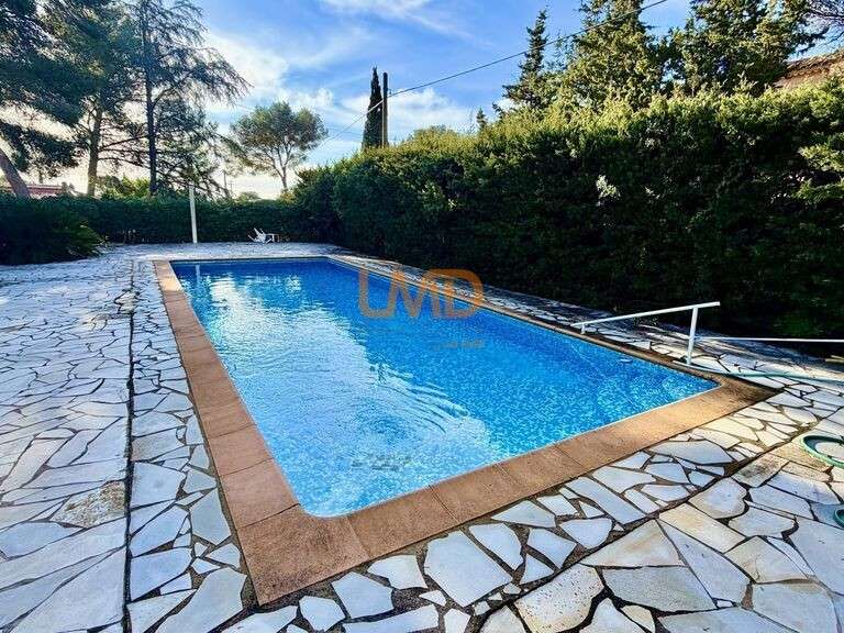 Maison Saint-Raphaël - 4 chambres - 143m²