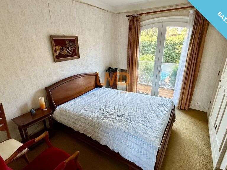 Maison Saint-Raphaël - 4 chambres - 143m²