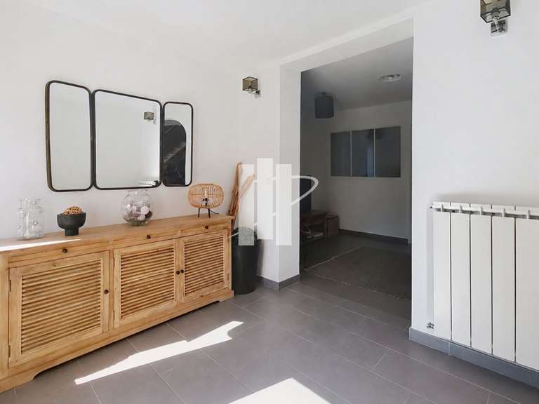 Maison Saint-Raphaël - 5 chambres - 155m²