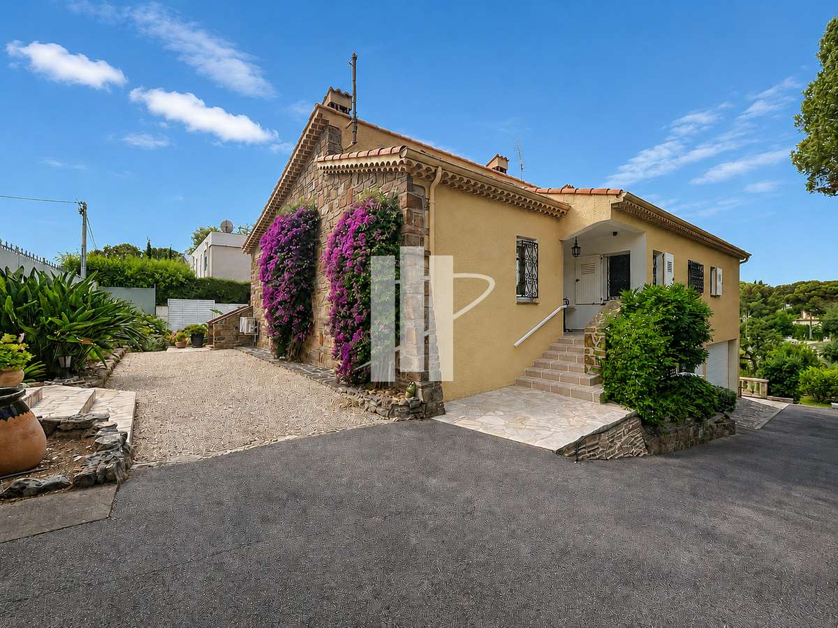 Maison Saint-Raphaël