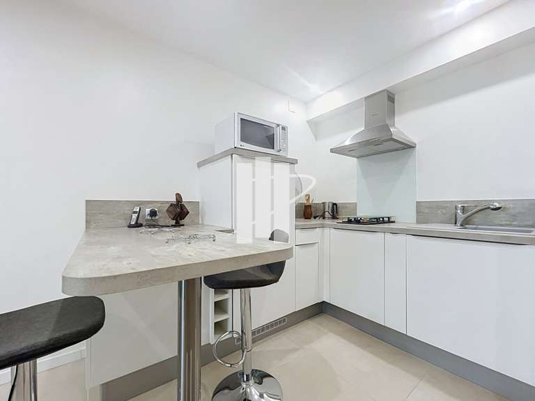 Maison Saint-Raphaël - 4 chambres - 229m²
