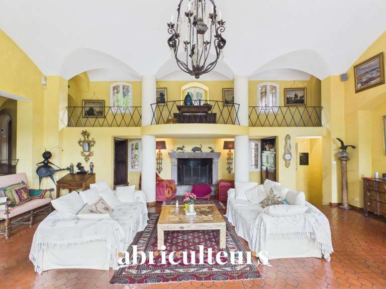 Maison Saint-Raphaël - 4 chambres - 300m²