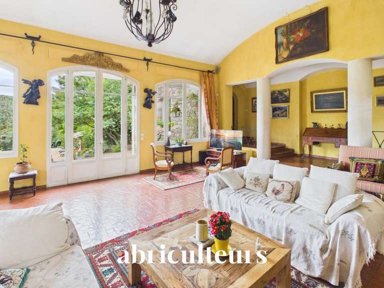 Maison Saint-Raphaël - 4 chambres - 300m²