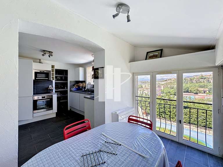 Maison Saint-Raphaël - 5 chambres - 230m²
