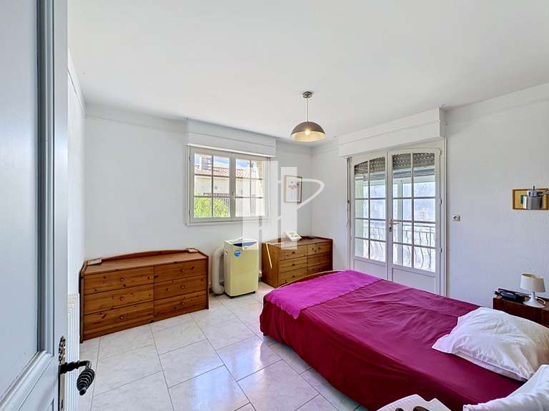 Maison Saint-Raphaël - 5 chambres - 230m²