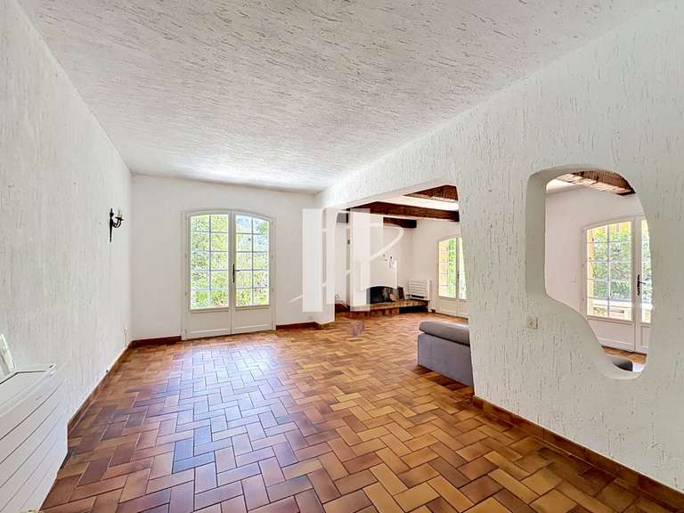 House Saint-Raphaël - 4 bedrooms - 196m²