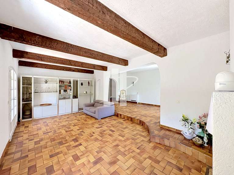 House Saint-Raphaël - 4 bedrooms - 196m²
