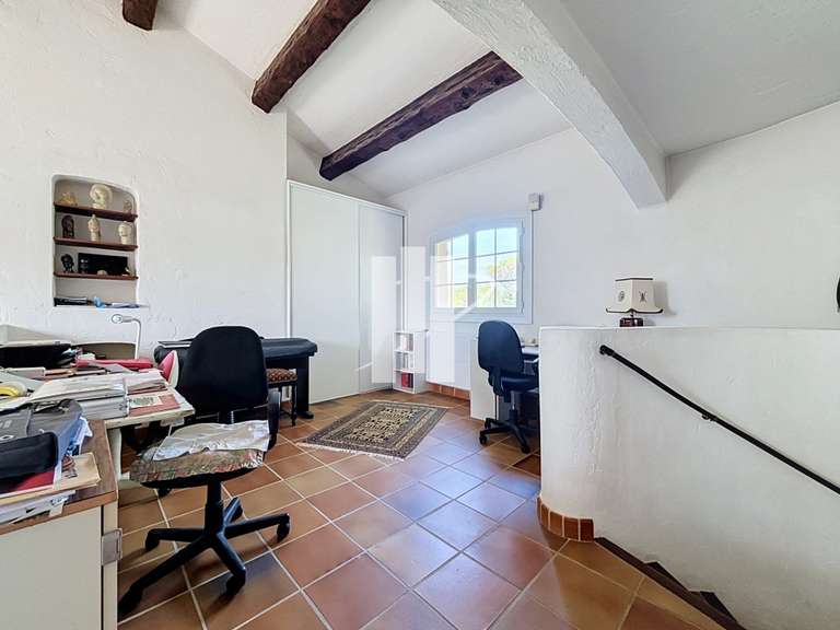 House Saint-Raphaël - 3 bedrooms - 200m²