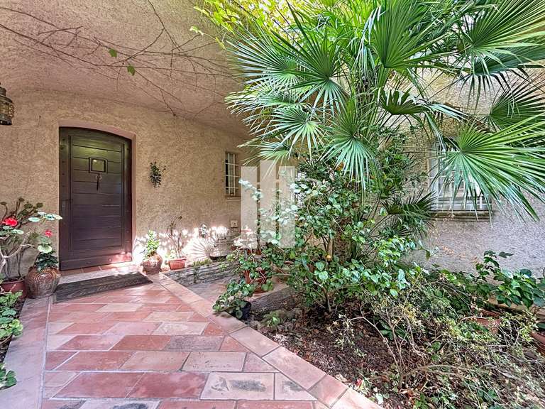 House Saint-Raphaël - 3 bedrooms - 200m²