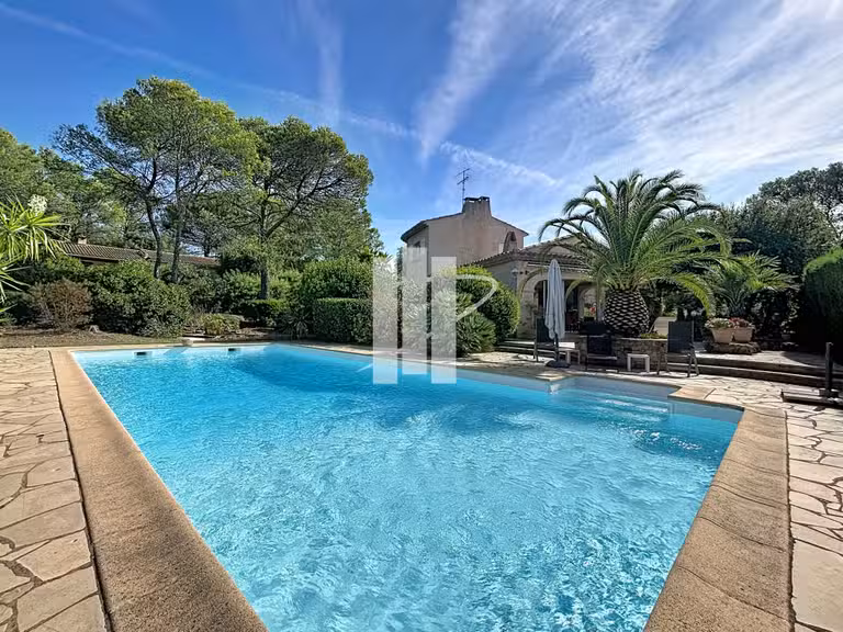 House Saint-Raphaël - 3 bedrooms - 200m²