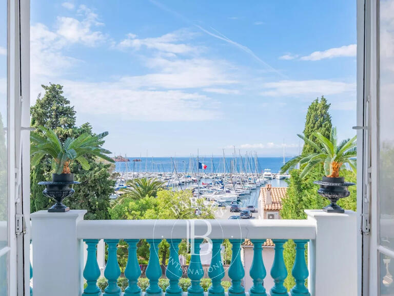 Vente Villa avec Vue mer Saint-Raphaël - 6 chambres