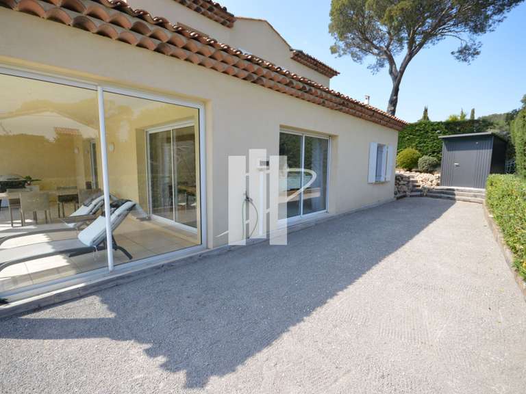 Villa Saint-Raphaël - 3 bedrooms - 112m²