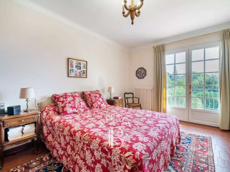 Villa Saint-Raphaël - 6 chambres - 350m²